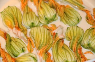 Fiori di zucca vegan ripieni, la ricetta