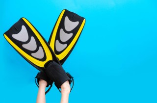 Nuotare con le pinne: consigli per principianti