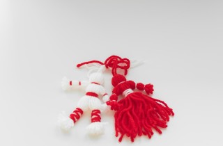 Giochi per bambini: le bamboline fai da te di lana