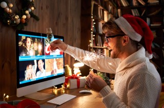 Capodanno 2021 a casa: 5 modi per attendere la mezzanotte in famiglia