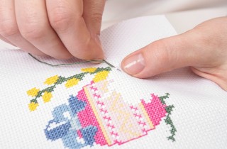 Punto croce Pasqua: 9 schemi gratis da non perdere