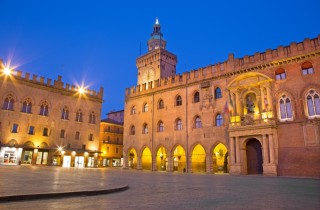 Il video musicale del mese: Una canzone d’amore buttata via di Vasco Rossi, testo e significato