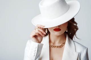 I migliori look donna in total white da sfoggiare in inverno