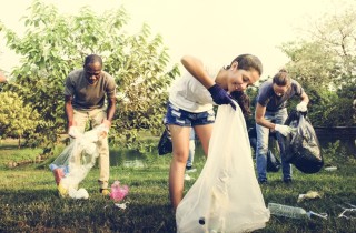 Comportamenti sostenibili: 11 buone abitudini per fare bene all'ambiente