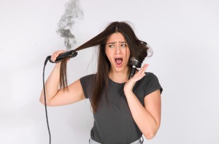 Tutti i modi in cui ti rovini i capelli