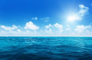 Frasi e canzoni sul mare per ritrovare il benessere tra le onde