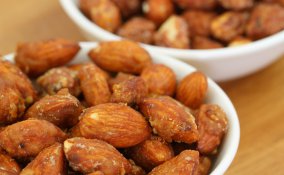 centrotavola-nocciole-caramello-natale