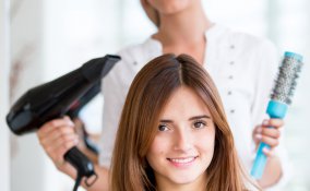 capelli crescita lunghezza liscio parrucchiere