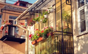 come pulire i balconi