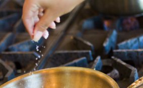 odori cattivi fritto cavolo rifiuti umido