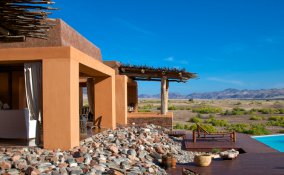 Namibia Puros resort ecosotenibile