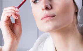 tocchi, giusti, cambiare, sguardo, sopracciglia