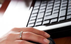 computer tastiera schermo monitor pulizia