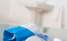 Pulizie di casa con il dentifricio