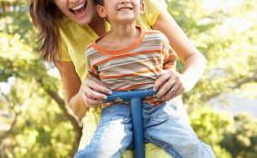 giocare gioco genitori figli creatività quotidiano mamma mamme donne donna