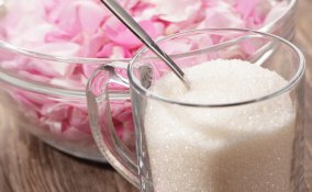 fiori tradizione rose petali cucina ricette