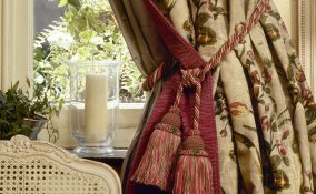 come pulire tende e tappeti