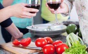 Organizzare un aperitivo in casa per gli amici