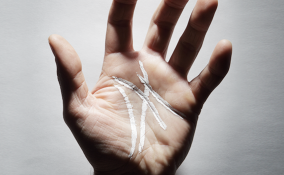 Sei intuitiva? Te lo rivela la lettera M sul palmo della mano 