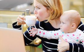 3 prove che dimostrano che la maternità non è una vacanza dal lavoro