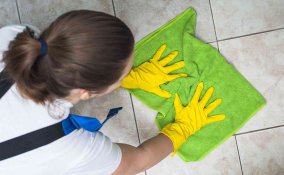 come pulire il gres porcellanato