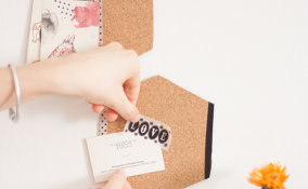 Come realizzare una bacheca in sughero fai da te