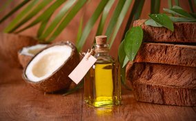 Olio di cocco per capelli proprietà e usi 