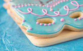 maschere in pasta di zucchero, cake design Carnevale