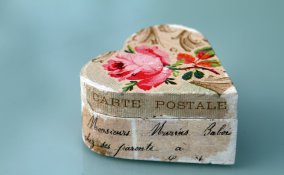 come decorare scatoline portaconfetti, scatole decoupage, decoupage legno