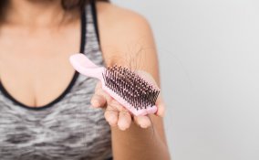 caduta capelli, donne, integratori rinforzanti