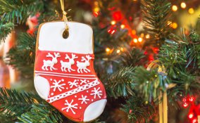 biscotti calza befana, biscotti befana pasta di zucchero, biscotti befana ghiaccia reale