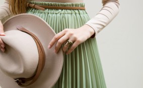 come accorciare gonna plissettata, come accorciare gonna dalla vita