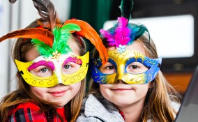 maschere di Carnevale, bambini, lavoretti