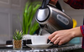 bollitore elettrico come si usa, bollitore elettrico come su pulisce, bollitore elettrico