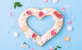 alphabet cake cuore, alphabet cake decorazioni 