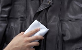 come lavare giacca pelle, come pulire giacca pelle