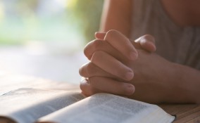 cosa regalare madrina cresima, idee regalo madrina cresima