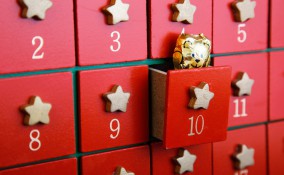 calendario avvento cosa mettere dentro, calendario avvento fai da te, calendario avvento