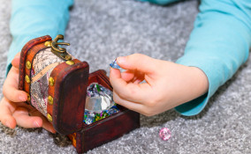 caccia tesoro casa, caccia tesoro