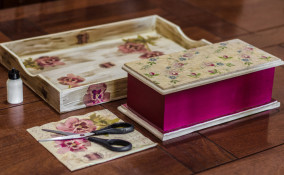 decoupage su legno con tovaglioli, decoupage su legno