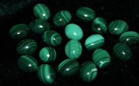 pendant cabochon macramè