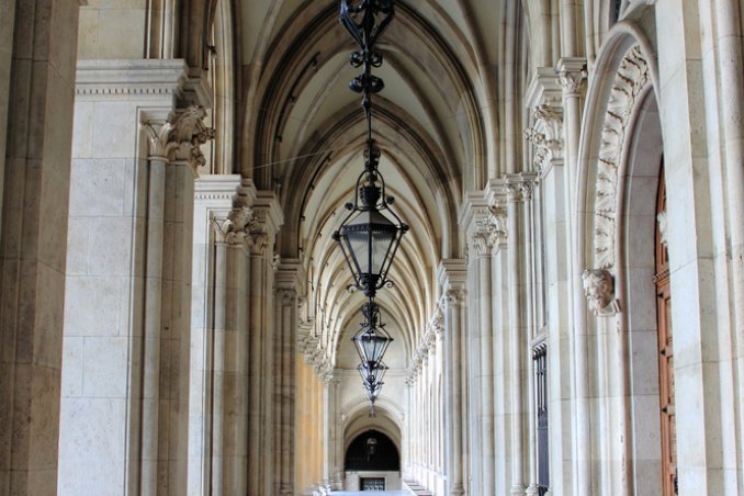 Vienna Austria portico colonne