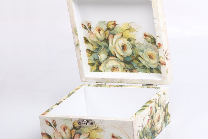 decoupage scatola decorazione