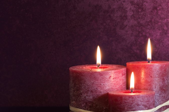 Natale addobbi luci albero decorazioni casa sicurezza atmosfera calore