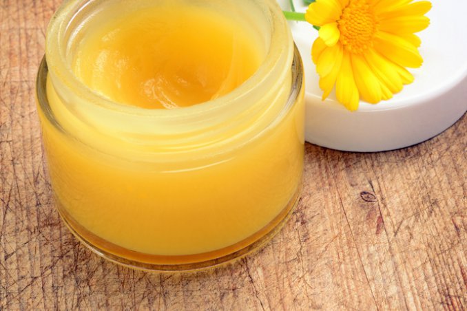 calendula erba madicina salute