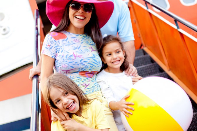 figli vacanze viaggio montagna lago campagna mare benefici mamme donne donna