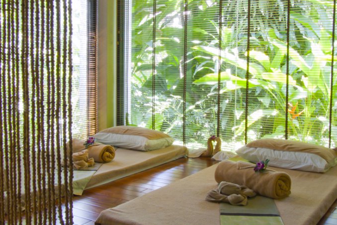 dormire letto benessere chiodi