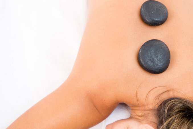 shiatsu, stone, therapy, terapia, pietre, trattamenti, caore, eliminazione, stimolazione, tossine, versatile, collo, circolazione, messaggio, tecnica, tecniche, pressione, patologie, donne, donna, gravidanza, bambini, anziani, stress, indirizzi