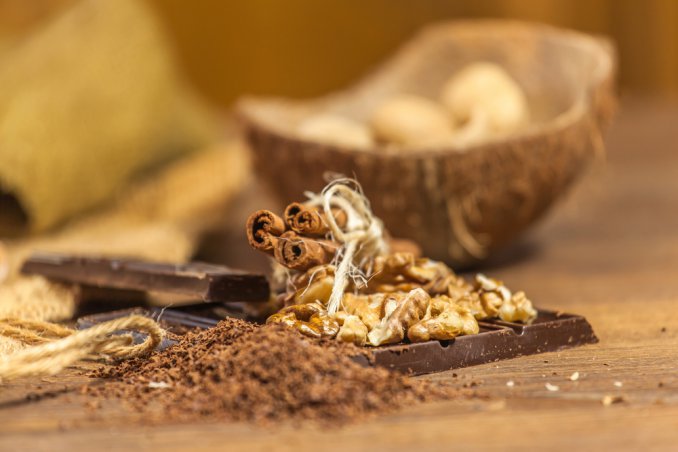 torta sbriciolata speziata cacao crema