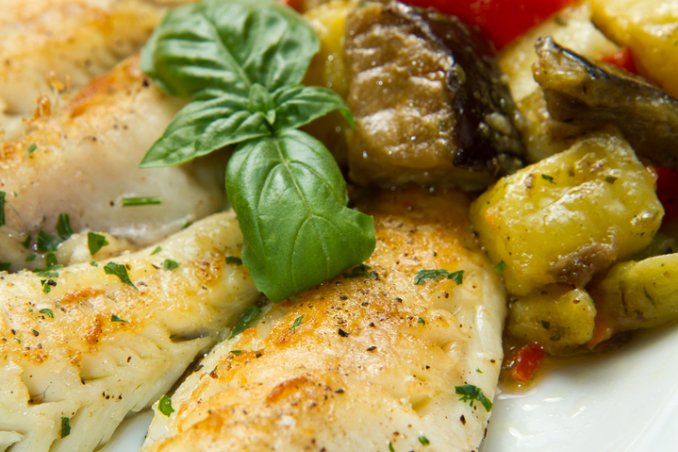 pesce filetti gratinati patate carote zucchine timo verdure